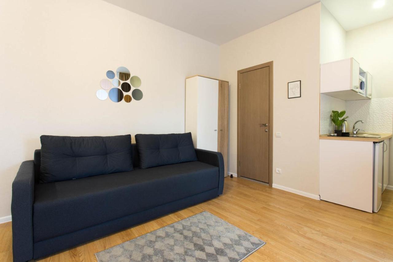 Apartment In The City Center - Gimnasiyna Naberezhna 24A-1 Kharkiv Exterior photo
